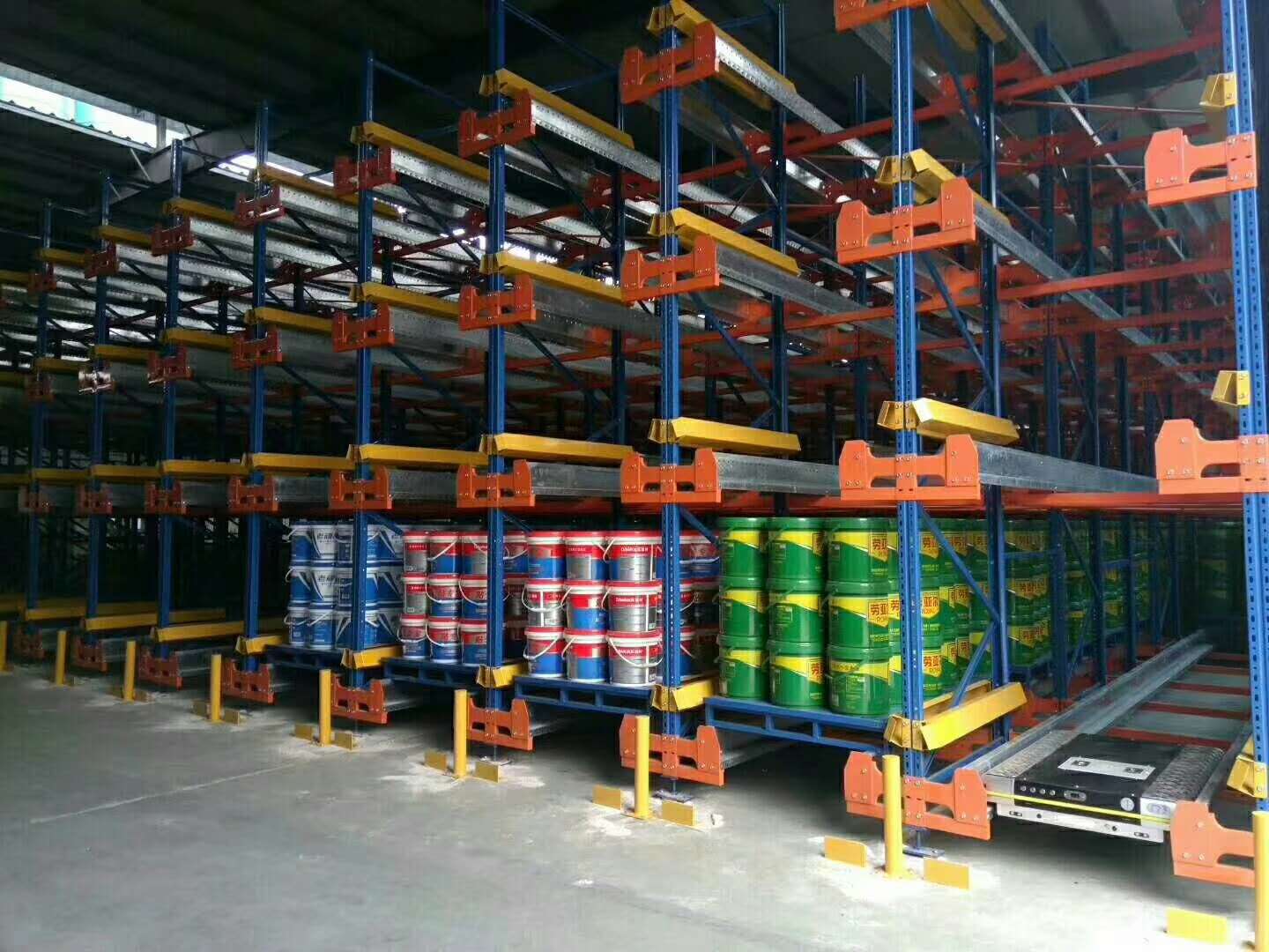 二向穿梭車，行業(yè)定制化倉儲(chǔ)解決方案